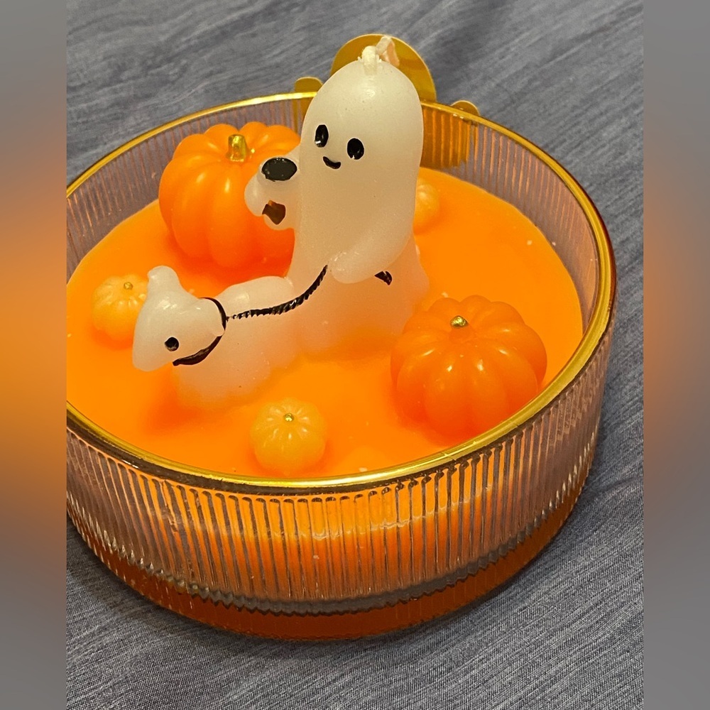 Halloween Ghost, Dog and Pumpkin Afternoon Stroll Scented Candle Fall Decor NWT